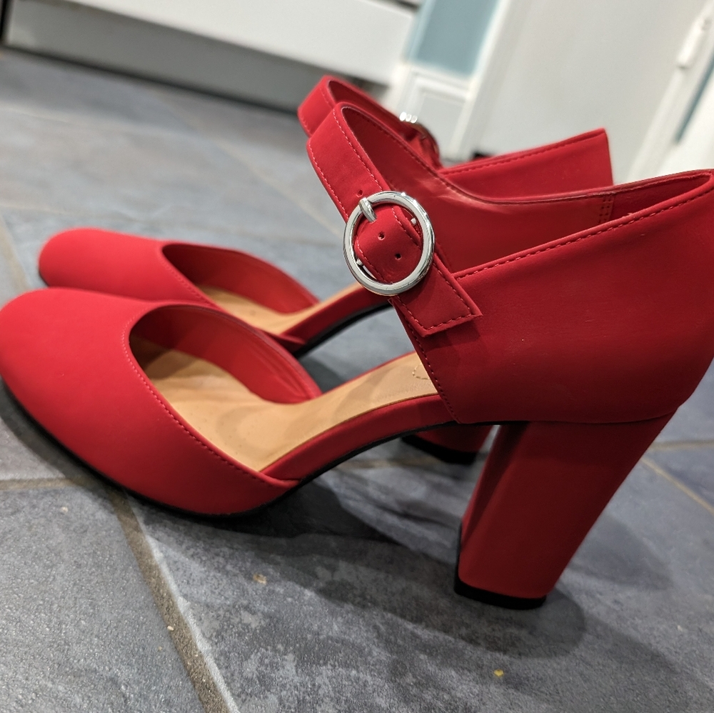 Red vintage style heels